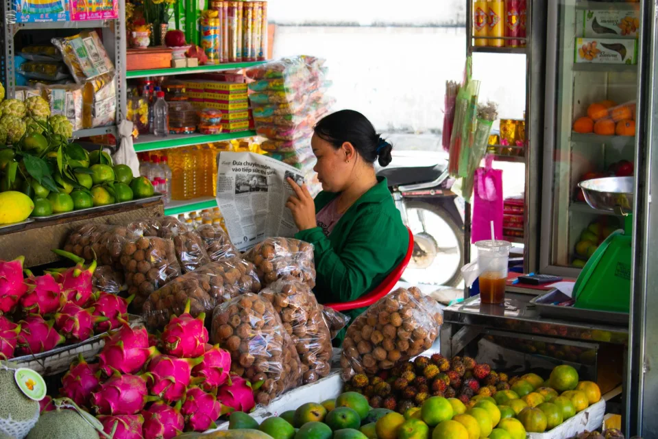 Bốn bước, không tắt bước nào
